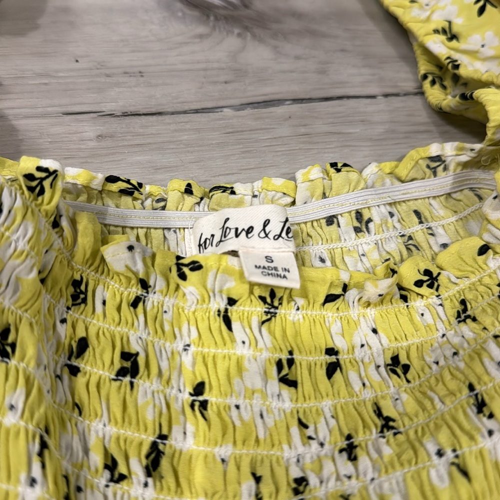 For Love & Lemons Pre Loved rushed Dress in a Rayon/ Viscose Blend. - Picture 9 of 10